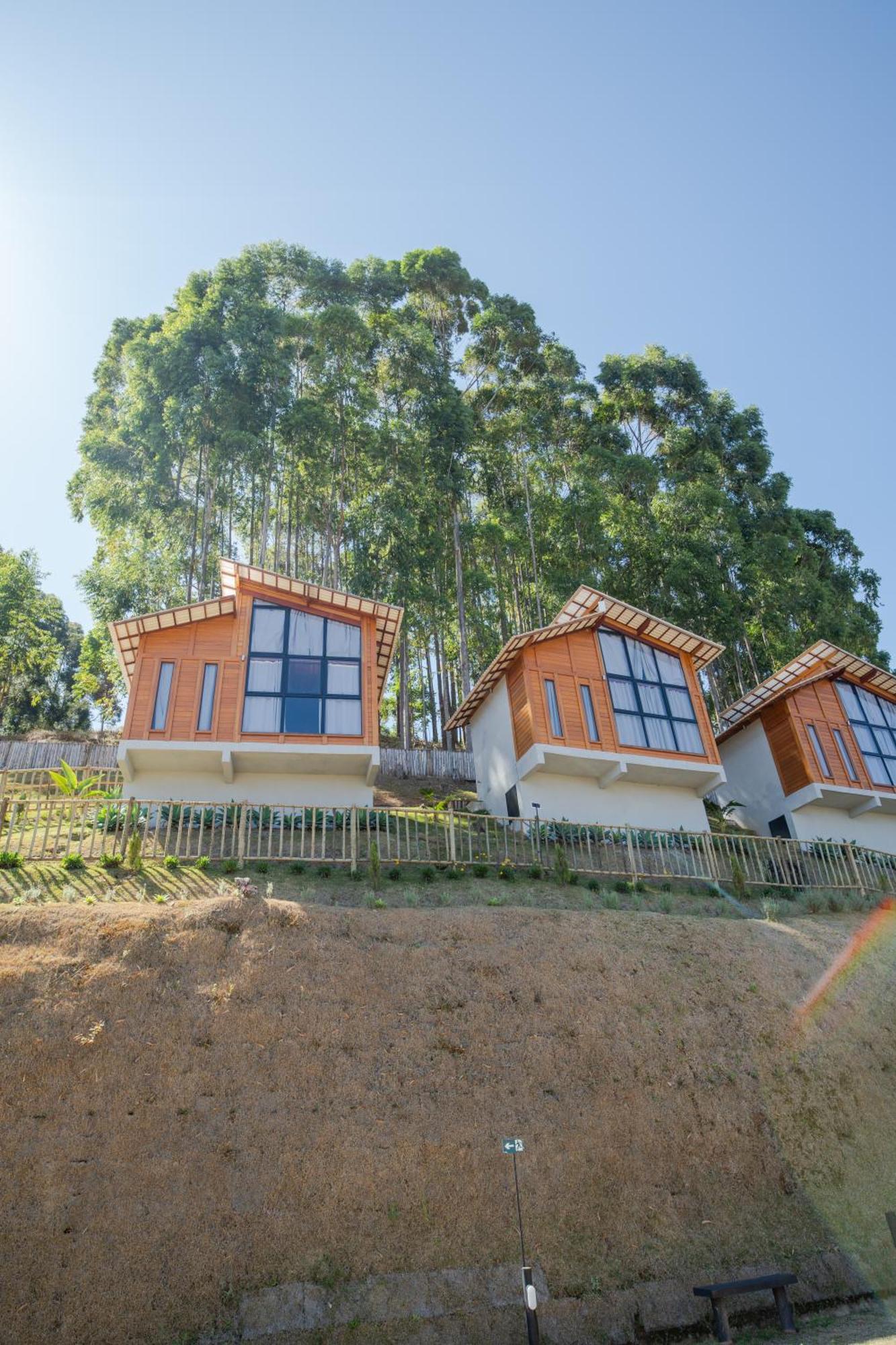 Di Madeira Lodge Pedra Menina